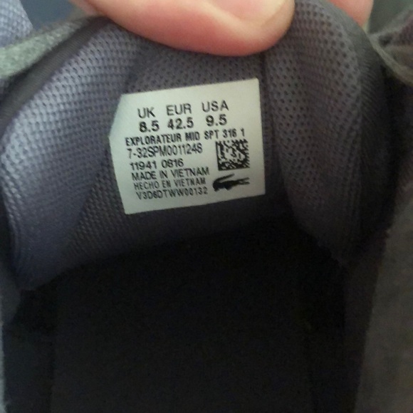 Men’s Lacoste High Top Shoes - Picture 3 of 5